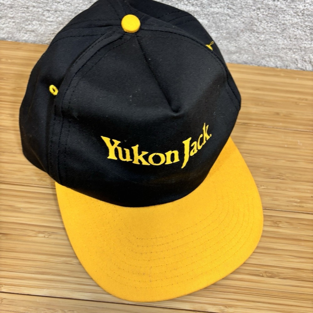 Vintage Yukon Jack Whiskey Snapback Rare Black Yellow - Picture 6 of 7